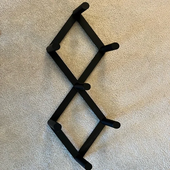 Black Wooden Expandable Accordion style Wall Mounted Rack 7 Hooks - Picture 3 of 12